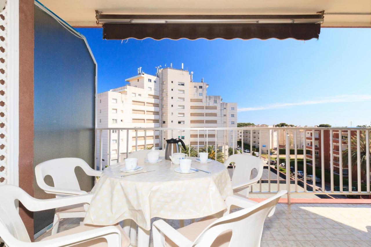 Apartamento Vora Mar 33 กัมบริลส์ ภายนอก รูปภาพ