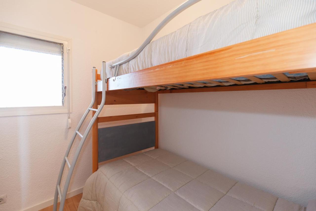 Apartamento Vora Mar 33 กัมบริลส์ ภายนอก รูปภาพ